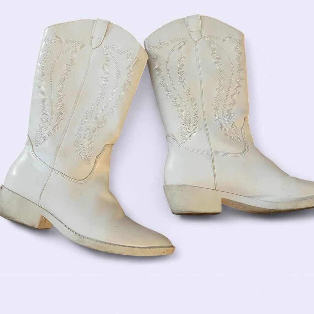 Madden-girl Women's White Boots